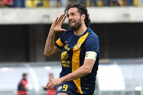 مجنون جديد.. معجزة لوكا توني تعيد إيموبيلي إلى الدوري الإيطالي